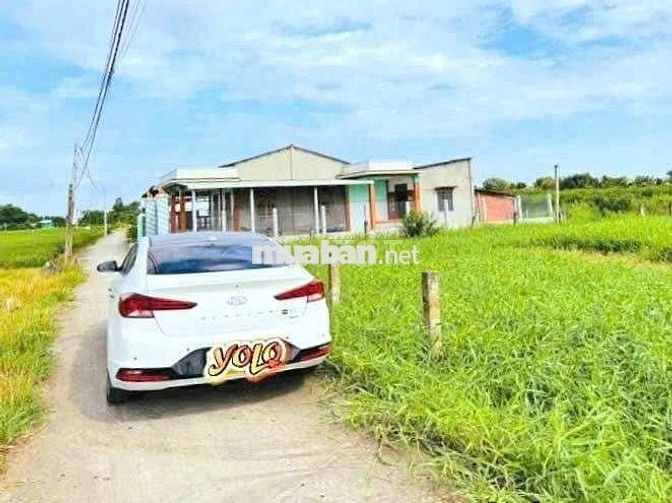 Hàng Vip, chỉ 2.5 tỷ sở hữu 3110m2 đất có thổ View Kênh