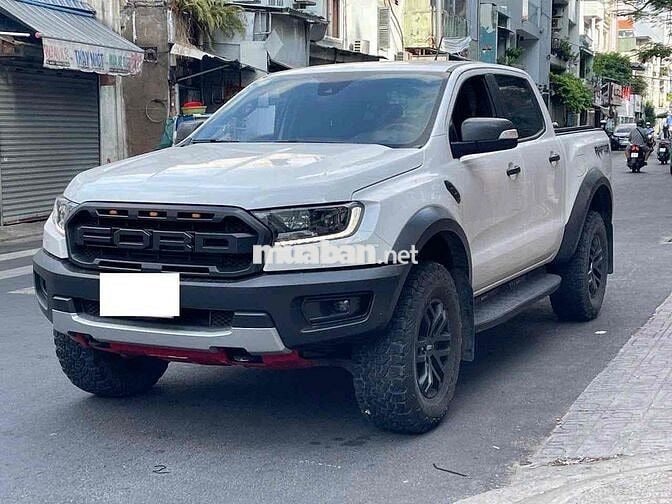 Ford Raptor 2022 Trắng cá nhân đi kỹ