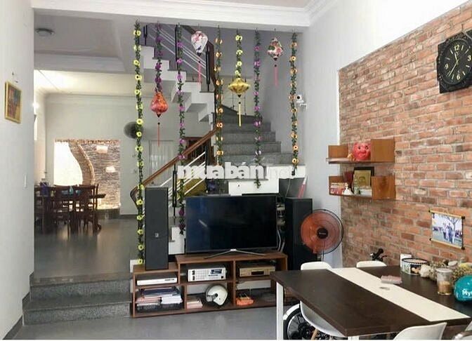 Bán nhà đường Lê  Văn Tâm,  gần biển bệnh viện 600 giường