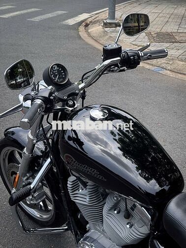 Harley-Davidson SuperLow 883 2020 Đen