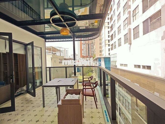 Tôi cần bán nhà 9tầng thang máy full nội thất, mặt ngõ Lê Văn Lương