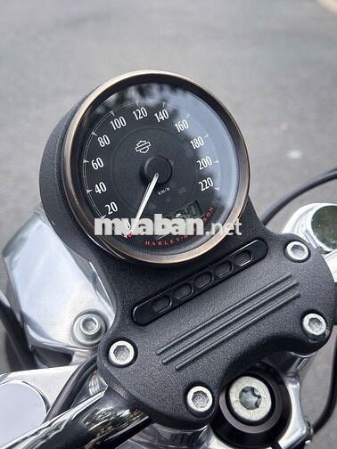 Harley-Davidson SuperLow 883 2020 Đen