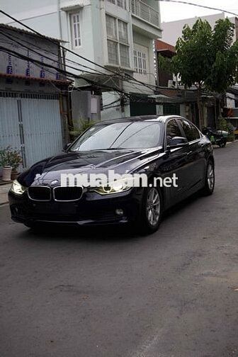 BMW 320i Model 2015 Xanh đen 90000 km