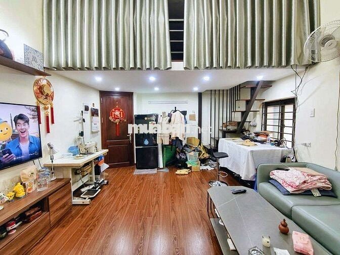Nhỉnh 3 tỷ Tập thể Lê Quý Đôn, Hai Bà Trưng, T2 70m 2PN, sát phố SĐCC