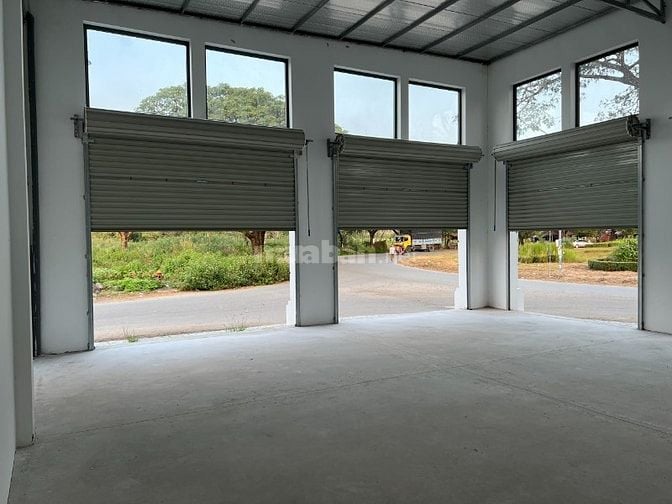 Mặt tiền kinh doanh góc Vòng Xoay