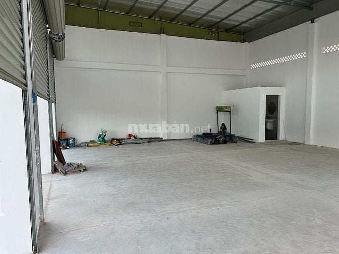 Mặt tiền kinh doanh góc Vòng Xoay