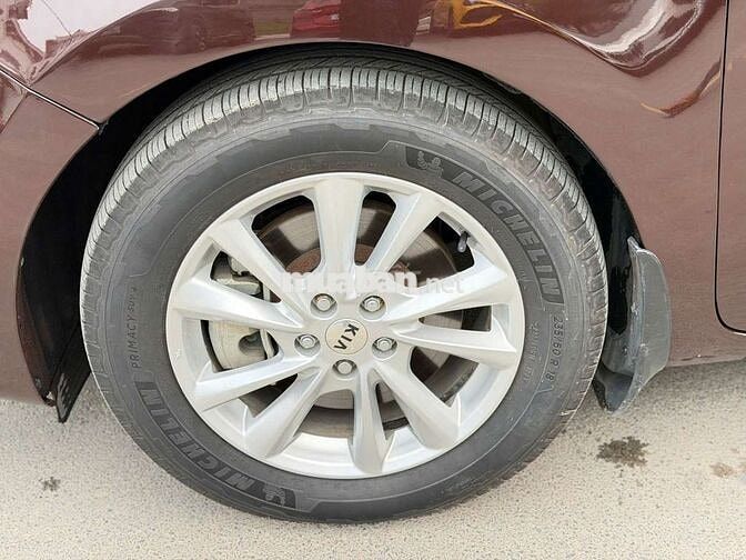 KIA Sedona 2019 2.2 Đỏ 90000 km
