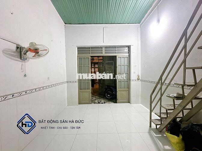 Nhà 11.5 x 20 đường 6m thông cách Lê Văn Khương 100m