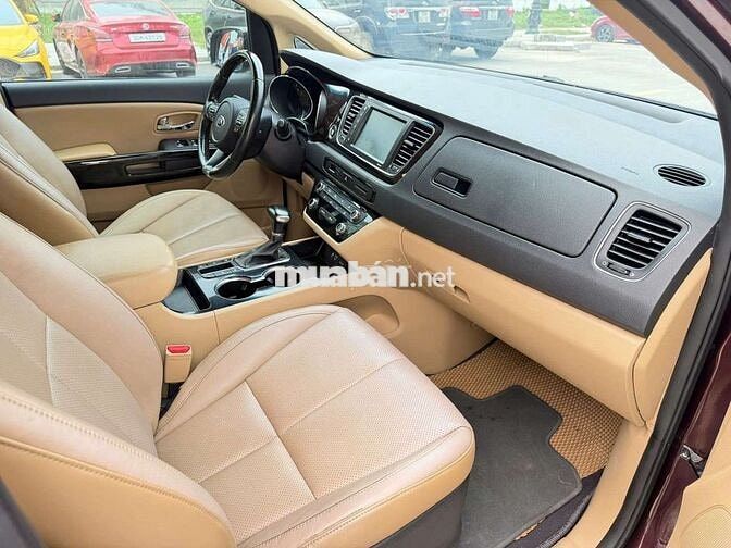 KIA Sedona 2019 2.2 Đỏ 90000 km