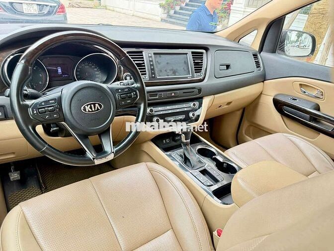 KIA Sedona 2019 2.2 Đỏ 90000 km