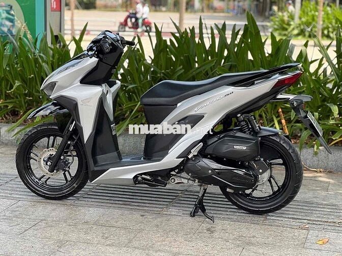 Honda Vario 150 2022 Bạc đen