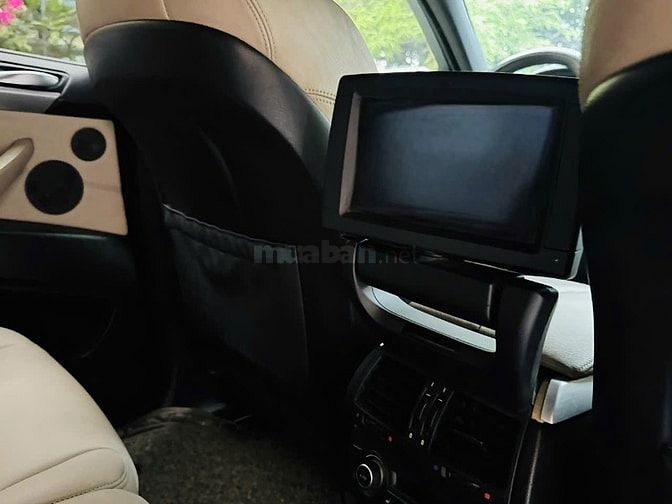 Bán rẻ BMW X6 XDRIVE 35i ĐK 2010 rất đẹp như mới. Hoặc đổi xe 7-9 chỗ 