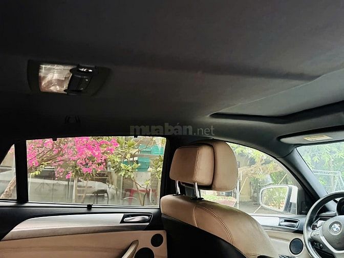 Bán rẻ BMW X6 XDRIVE 35i ĐK 2010 rất đẹp như mới. Hoặc đổi xe 7-9 chỗ 