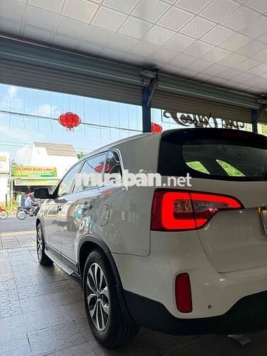 Kia Sorento 2017 AT. 128000 km