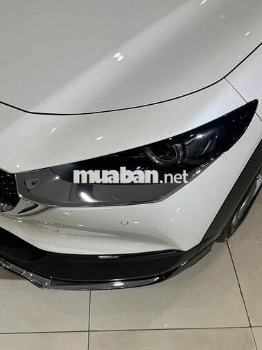 Mazda CX-30 2025 - giảm 75 triệu