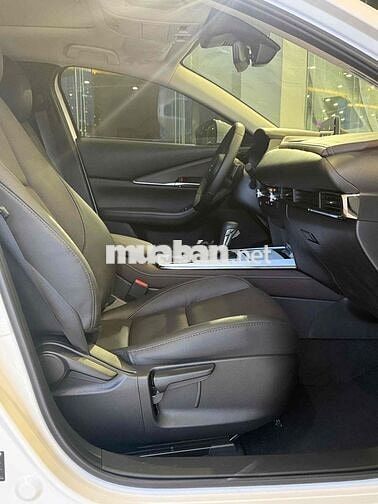 Mazda CX-30 2025 - giảm 75 triệu