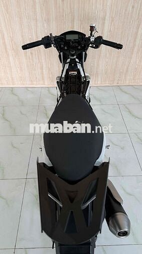 Suzuki Satria F150 màu Trắng