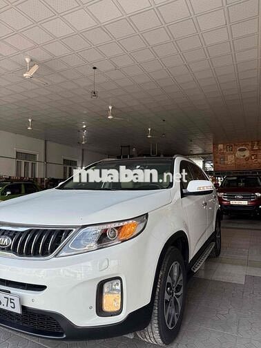 Kia Sorento 2017 AT. 128000 km