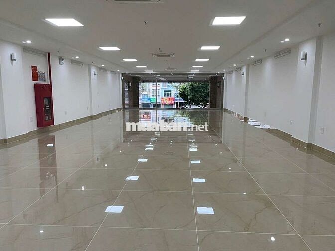 CHÍNH CHỦ CHO THUÊ TOÀ NHÀ 220m2 MẶT PHỐ NGÔ GIA TỰ LONG BIÊN