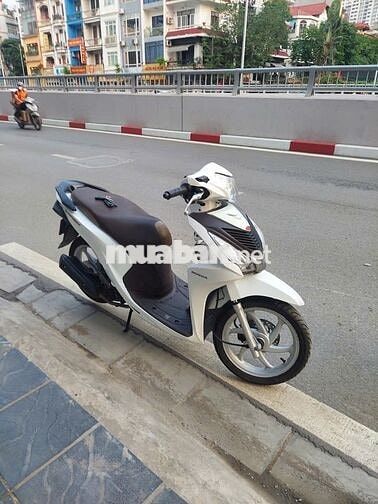 Honda Vision màu Trắng đã sử dụng
