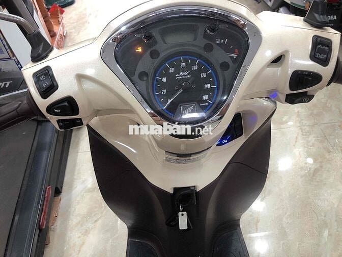 Honda SH Mode 125cc 2019 Vàng nhạt