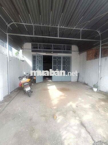 Cho Thuê Kho Rộng 260m2 (6,5x40) Mặt Tiền Đường Linh Trung