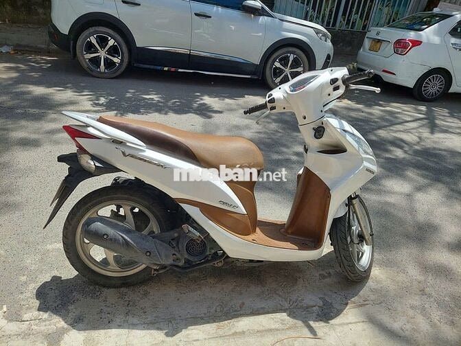 Honda Vision màu Trắng đã sử dụng