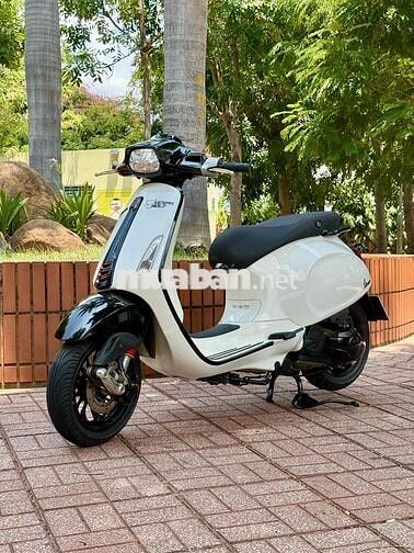 Vespa Sprint 2016 đèn led Bstp 9 chủ