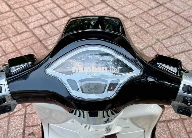 Vespa Sprint 2016 đèn led Bstp 9 chủ