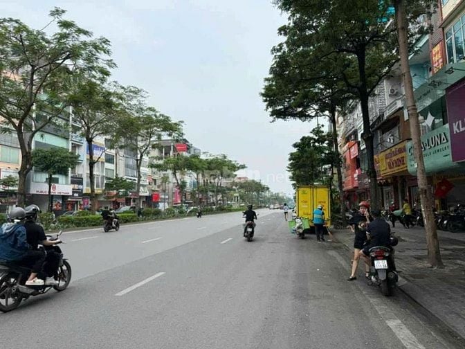 BÁN NHÀ MẶT PHỐ XÃ ĐÀN – PHỐ ĐẮT NHẤT HÀNH TINH, 80M² – 6 TẦNG, 6x TỶ