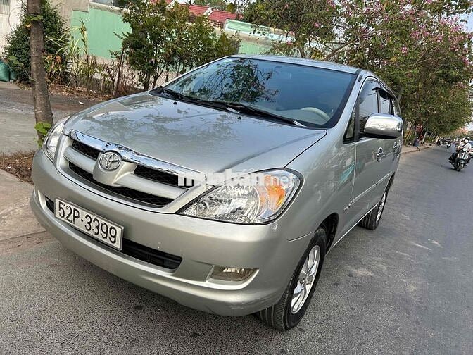 Toyota Innova 2008 Bạc