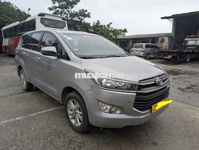 Toyota Innova 2017 Bạc