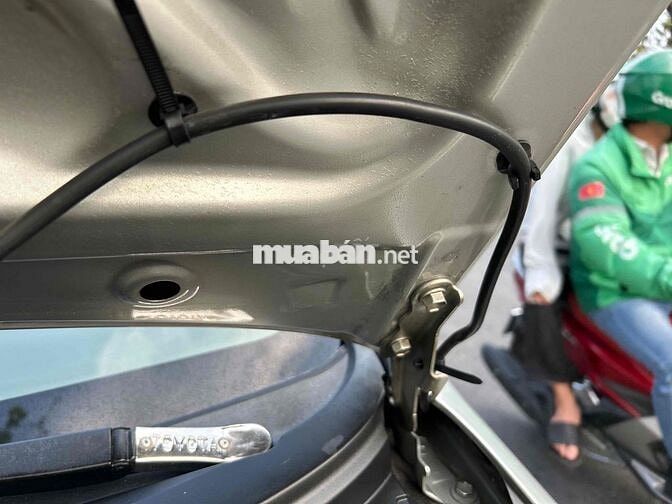 Toyota Innova 2008 Bạc