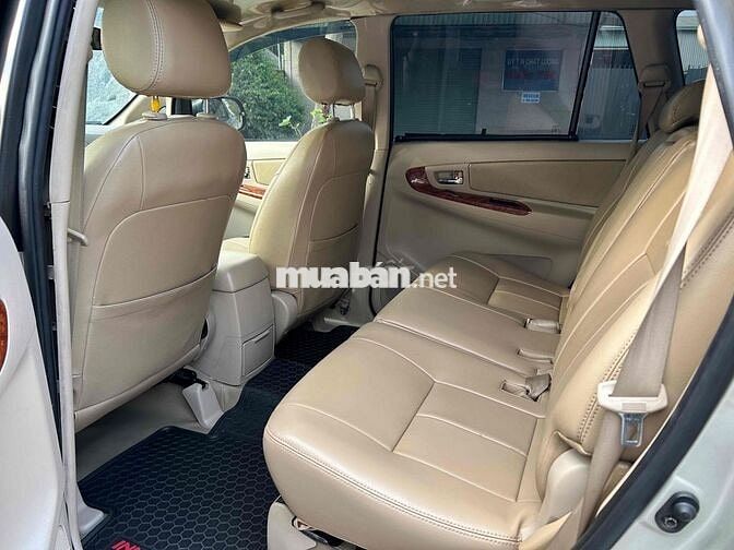 Toyota Innova 2008 Bạc