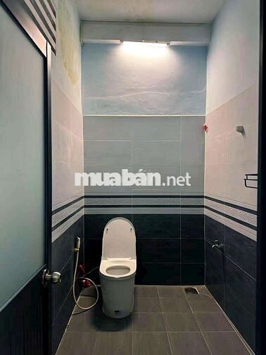 Nhà góc 2 mặt, vị trí siêu đẹp ngay Phú Nhuận kinh doanh đa ngành