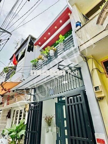 Bán Nhà Q8 trên đường Phạm Thế Hiển DT 18m2!