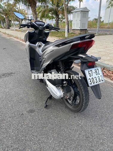 Honda Vario 2019 màu Bạc