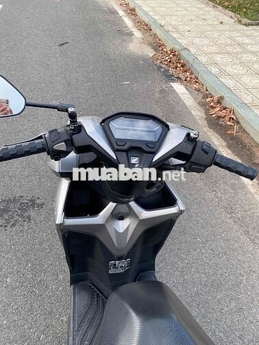 Honda Vario 2019 màu Bạc