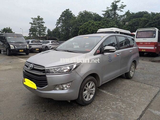 Toyota Innova 2017 Bạc