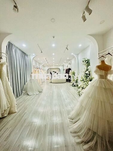 Cho thuê nhà góc hai mặt tiền 139C Lê Quang Định, Bình Thạnh, TP.HCM