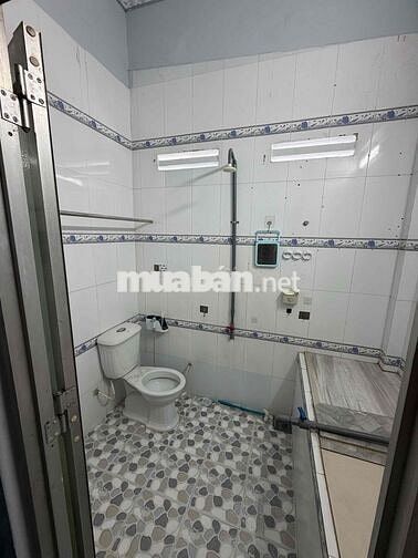 CHO THUÊ NHÀ NGUYÊN CĂN CHÍNH CHỦ đối diện Cao đẳng y tế Long An