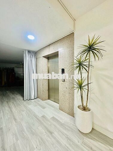 Cho thuê nhà góc hai mặt tiền 139C Lê Quang Định, Bình Thạnh, TP.HCM