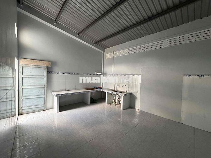CHO THUÊ NHÀ NGUYÊN CĂN CHÍNH CHỦ đối diện Cao đẳng y tế Long An