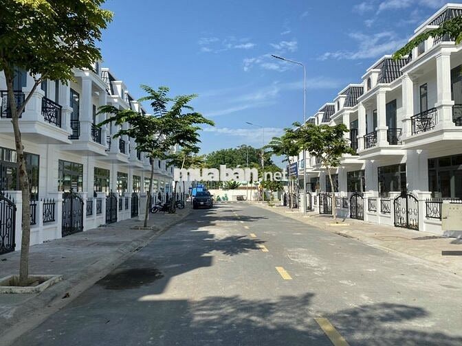 Chủ kẹt tiền bán gấp nhà thô 2 tầng, Tân Khánh, Hồ Chí Minh giá rẻ