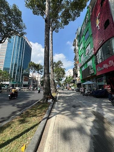 NHÀ ĐẸP- GIÁ TỐT- MT TRẦN HƯNG ĐẠO Q1