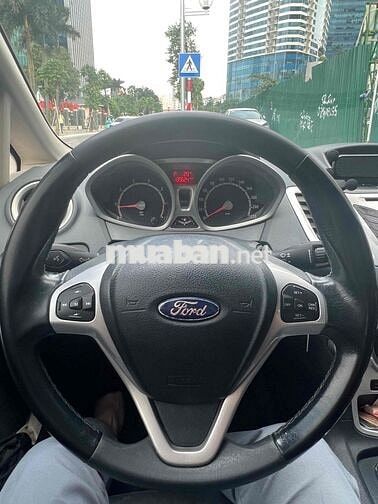 Ford Fiesta 2011 Bản cao cấp Cam