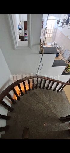 Giảm giá. Nhà 12/71 Nguyễn Chế Nghĩa, P13: 4MX16M, 1Trệt, 3 lầu, ST