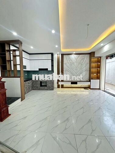 NHÀ PHƯỜNG LIÊN MẠC Ô TÔ ĐỖ CỬA NGÕ THÔNG THOÁNG