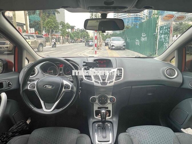 Ford Fiesta 2011 Bản cao cấp Cam