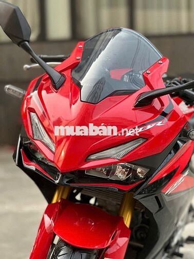Honda CBR150R Đỏ đen